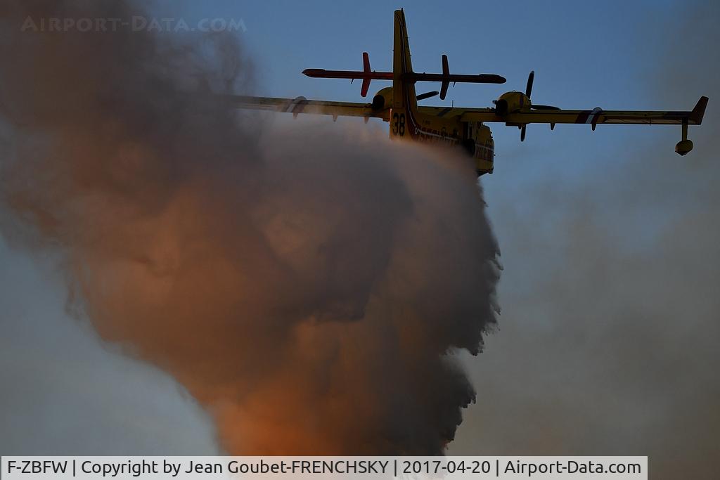 F-ZBFW, 1995 Canadair CL-215-6B11 CL-415 C/N 2014, Pélican 38, Parempuyre fire