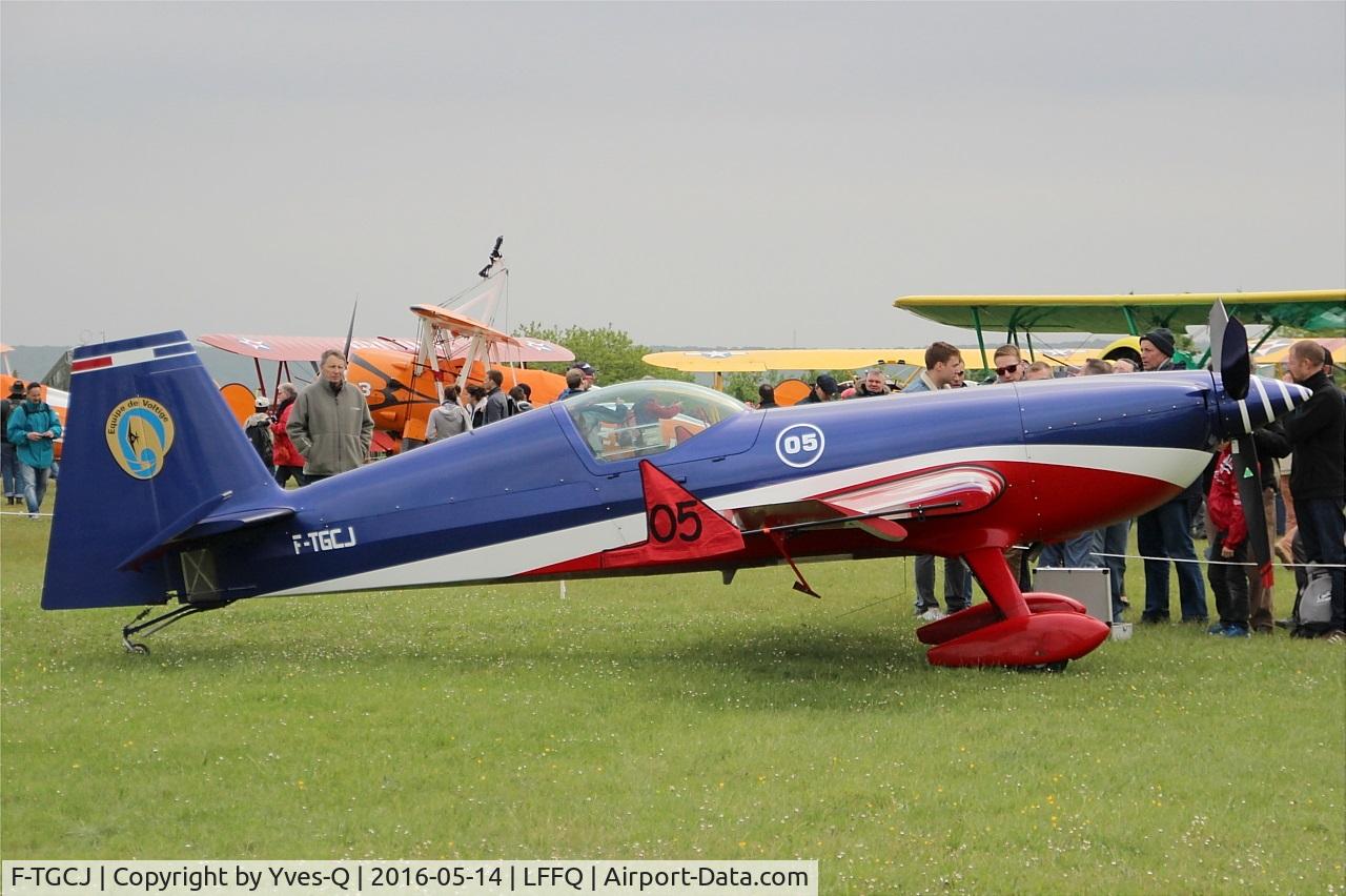 F-TGCJ, Extra EA-330SC C/N 05, Extra 330SC, French Air Force aerobatic team, Static park, La Ferté-Alais (LFFQ) air show 2016