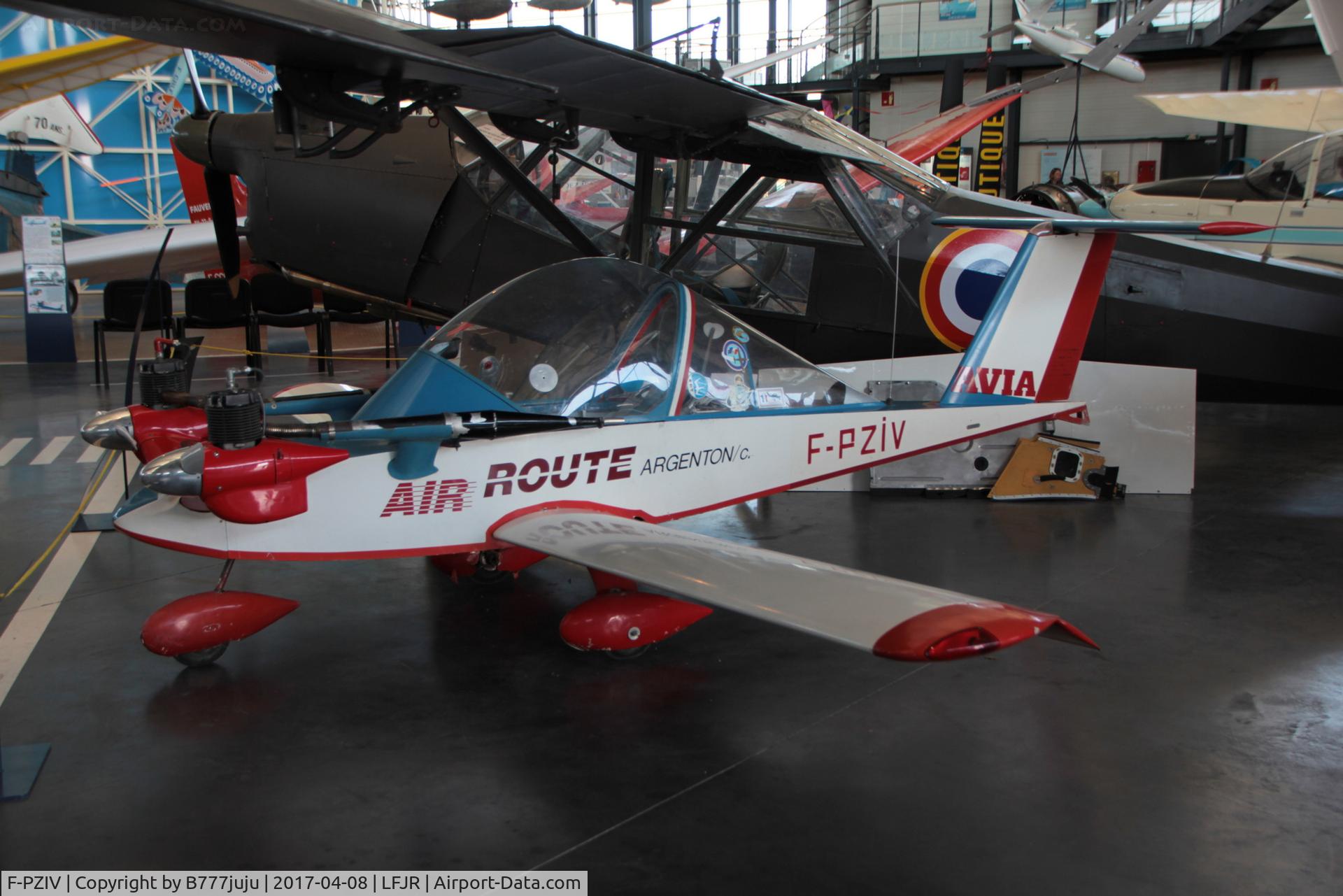 F-PZIV, Colomban MC-15 Cri-Cri (Cricket) C/N 41, on display