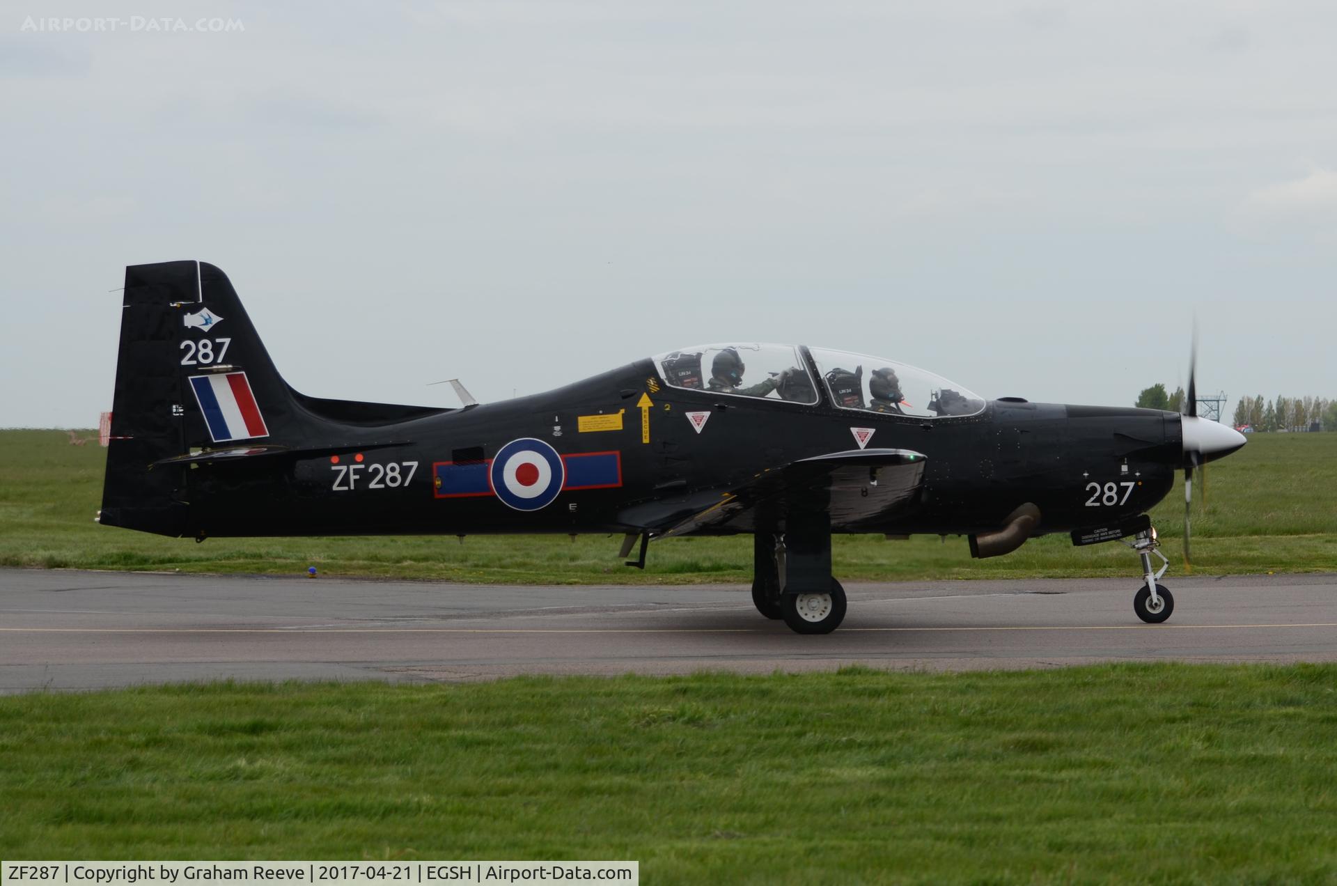 ZF287, 1991 Short S-312 Tucano T1 C/N S085/T58, Departing from Norwich.