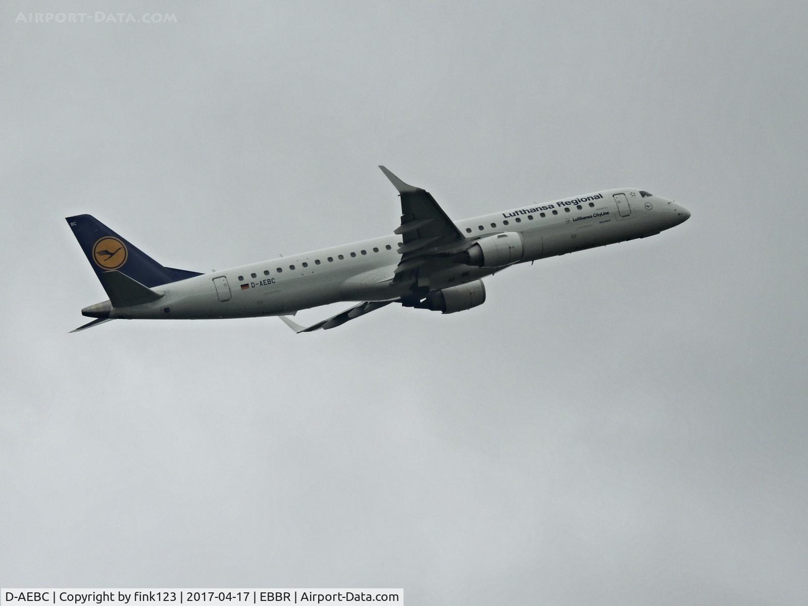 D-AEBC, 2009 Embraer 195LR (ERJ-190-200LR) C/N 19000320, lufthansa take of