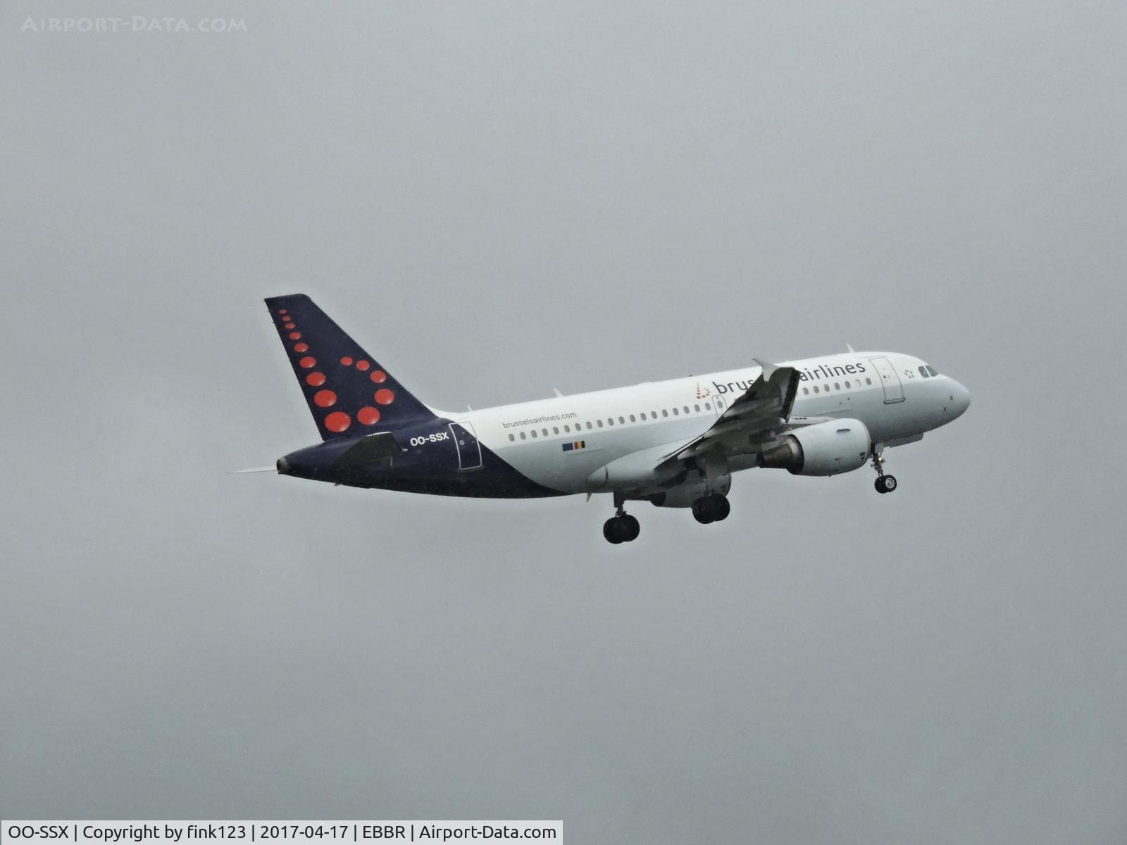 OO-SSX, 2004 Airbus A319-111 C/N 2260, more brussel airlines