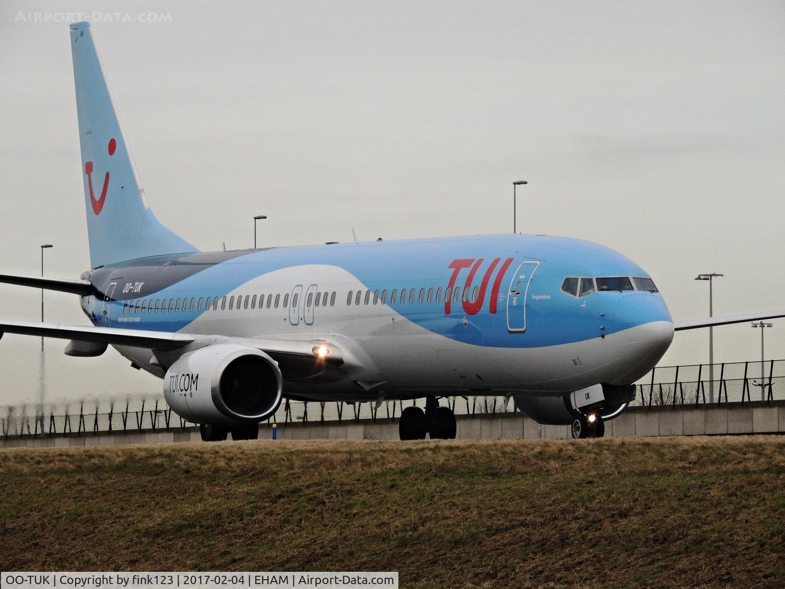 OO-TUK, 2011 Boeing 737-86J C/N 36119, tui belgium in holland