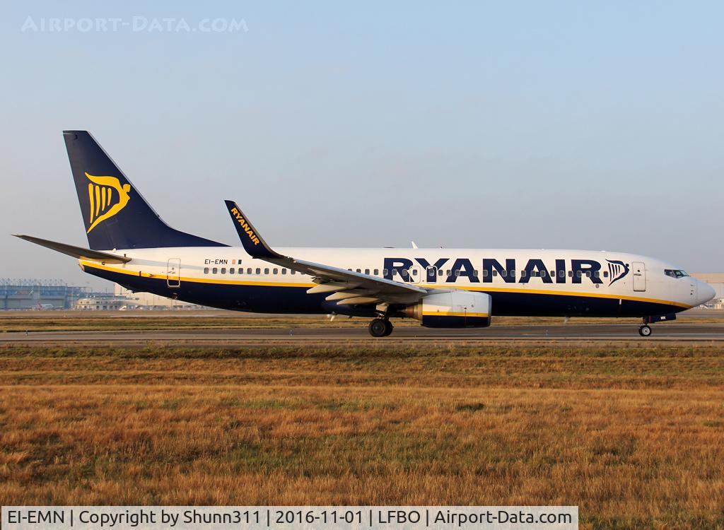EI-EMN, 2010 Boeing 737-8AS C/N 38515, Taxiing holding point rwy 14L for departure...