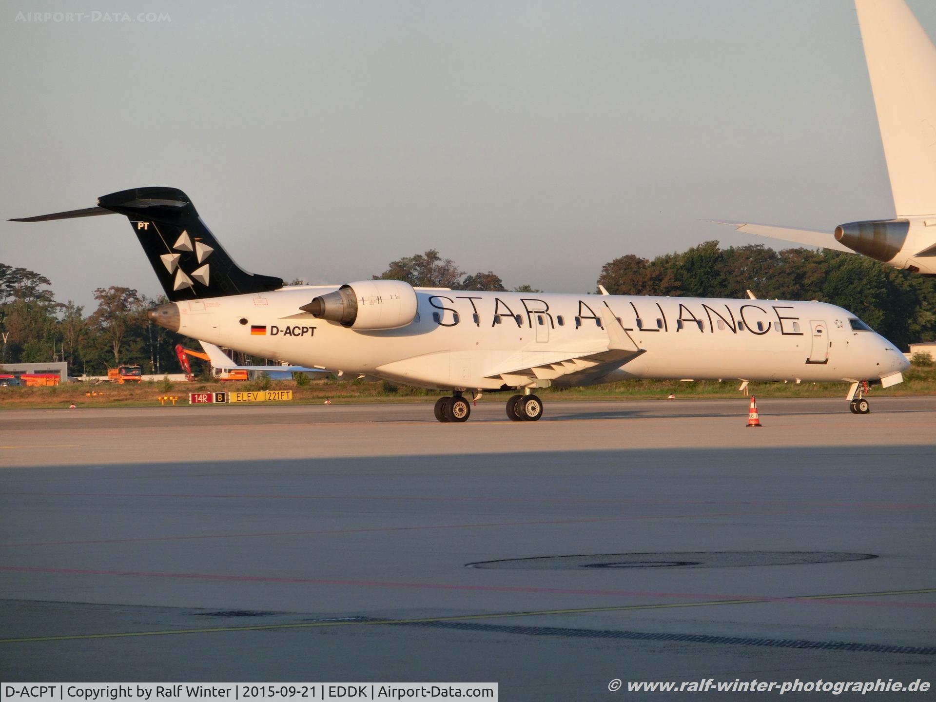 D-ACPT, 2003 Canadair CRJ-701ER (CL-600-2C10) Regional Jet C/N 10103, Bombardier CL-600-2C10 CRJ-701ER - CL CLH Lufthansa CityLine 'Star Allinace' 'Altötting' stored CGN 30.03.2015 - 10103 - D-ACPT - 21.09.2015 - CGN