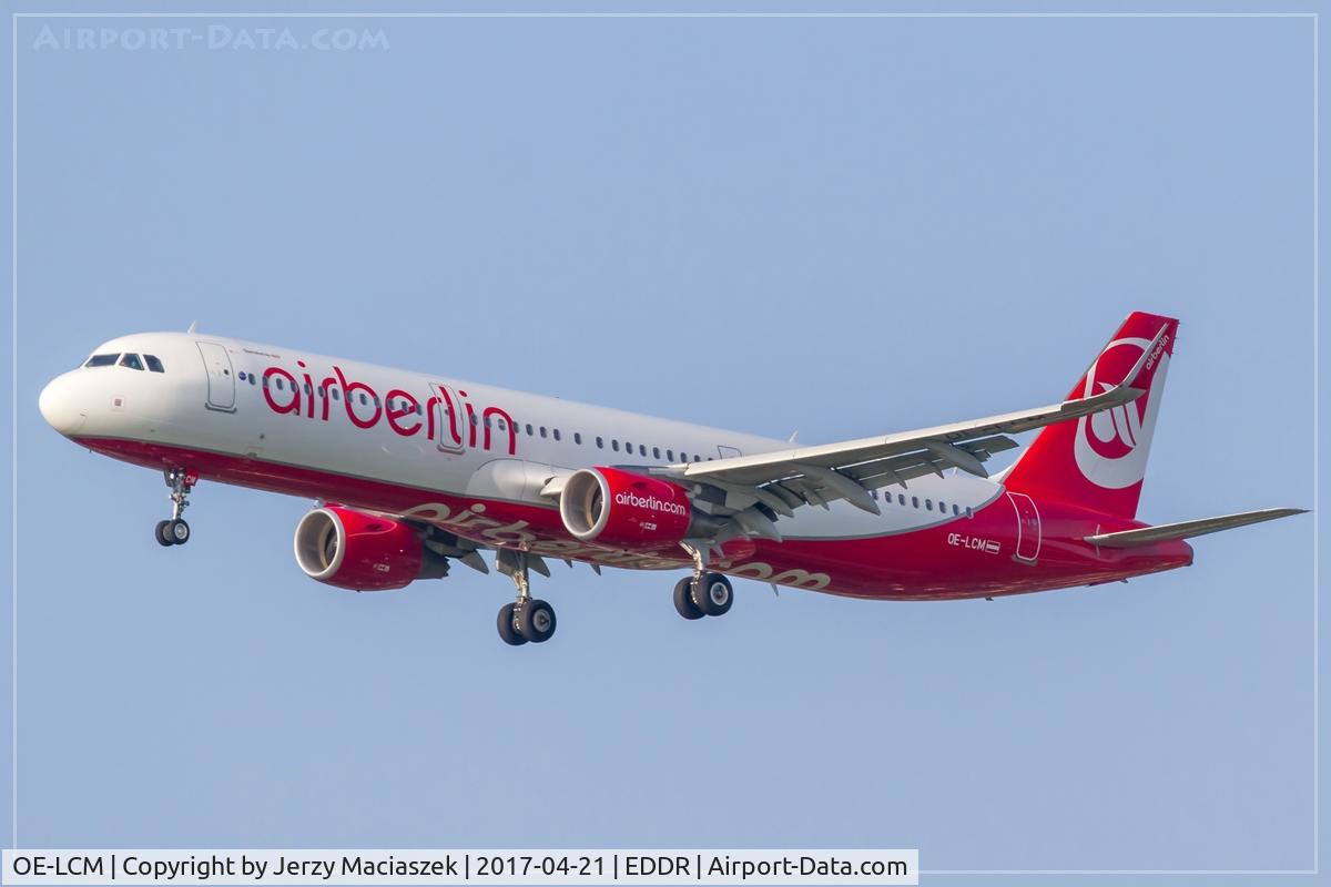 OE-LCM, 2015 Airbus A321-211 C/N 6432, Airbus A321-200