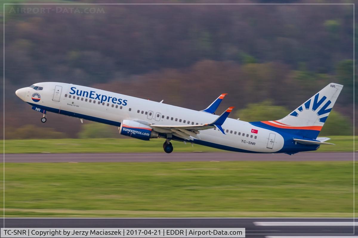 TC-SNR, 2010 Boeing 737-8HC C/N 40754, Boeing 737-8HC