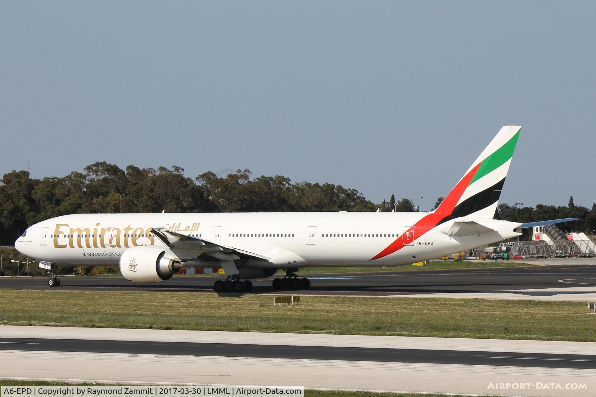 A6-EPD, 2015 Boeing 777-31H/ER C/N 42323, B777 A6-EPD Emirates Airlines