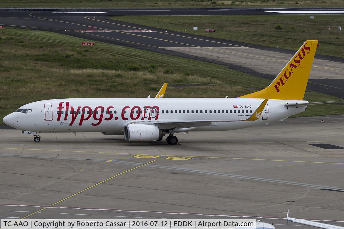 TC-AAO, 2000 Boeing 737-86N C/N 28619, Koln Bon