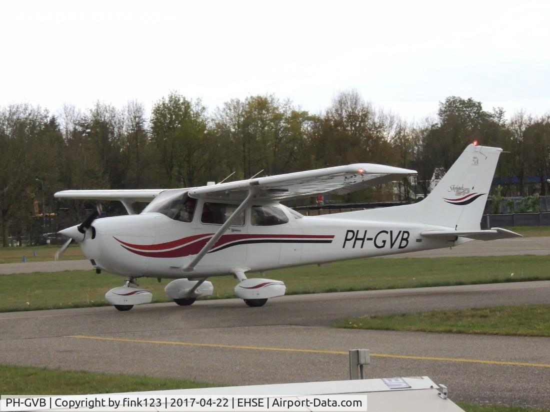 PH-GVB, Cessna 172S Skyhawk SP C/N 172S8231, just arrived