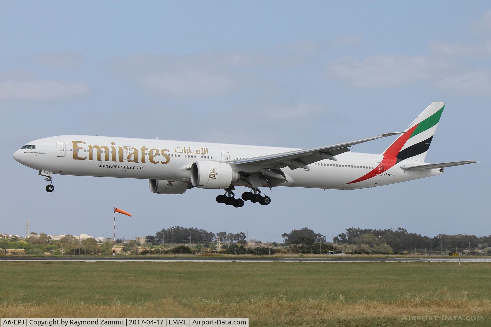 A6-EPJ, 2016 Boeing 777-36N/ER C/N 32787, B777 A6-EPJ Emirates Airlines