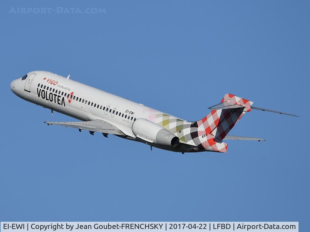 EI-EWI, 2003 Boeing 717-2BL C/N 55170, V71347 to Venise, take off runway 05