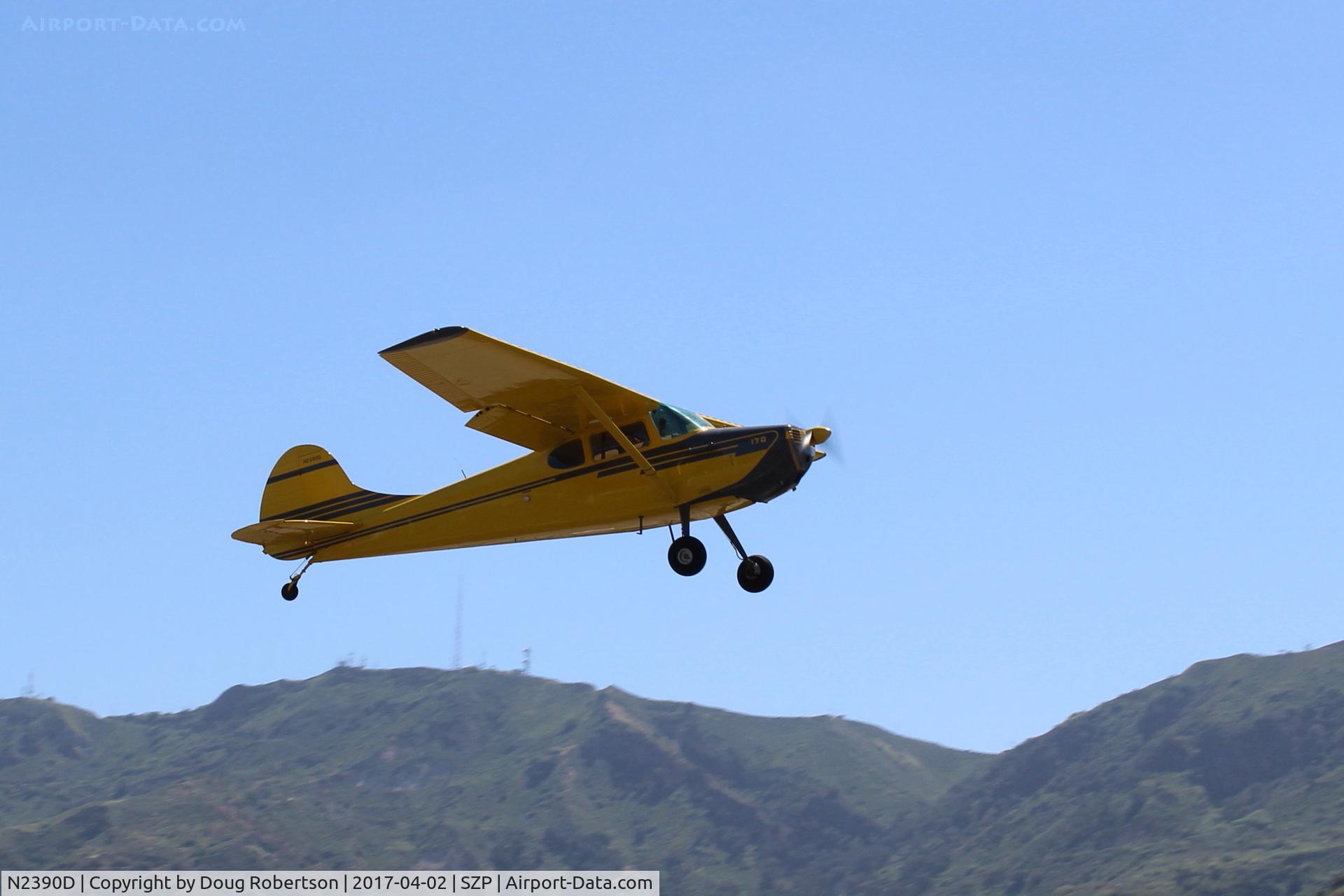 N2390D, 1952 Cessna 170B C/N 20542, 1952 Cessna 170B, Continental C-145 145 Hp, takeoff climb Rwy 22