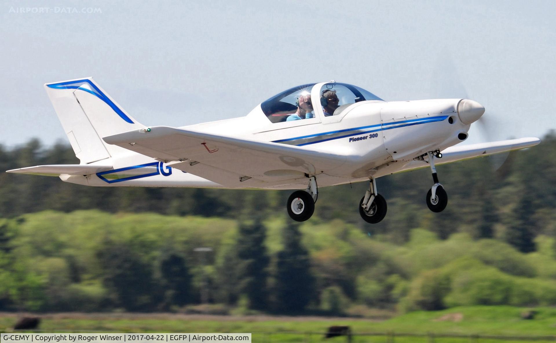 G-CEMY, 2007 Alpi Aviation Pioneer 300 C/N PFA 330-14440, Visiting Alpi Pioneer 300 departing Runway 04.