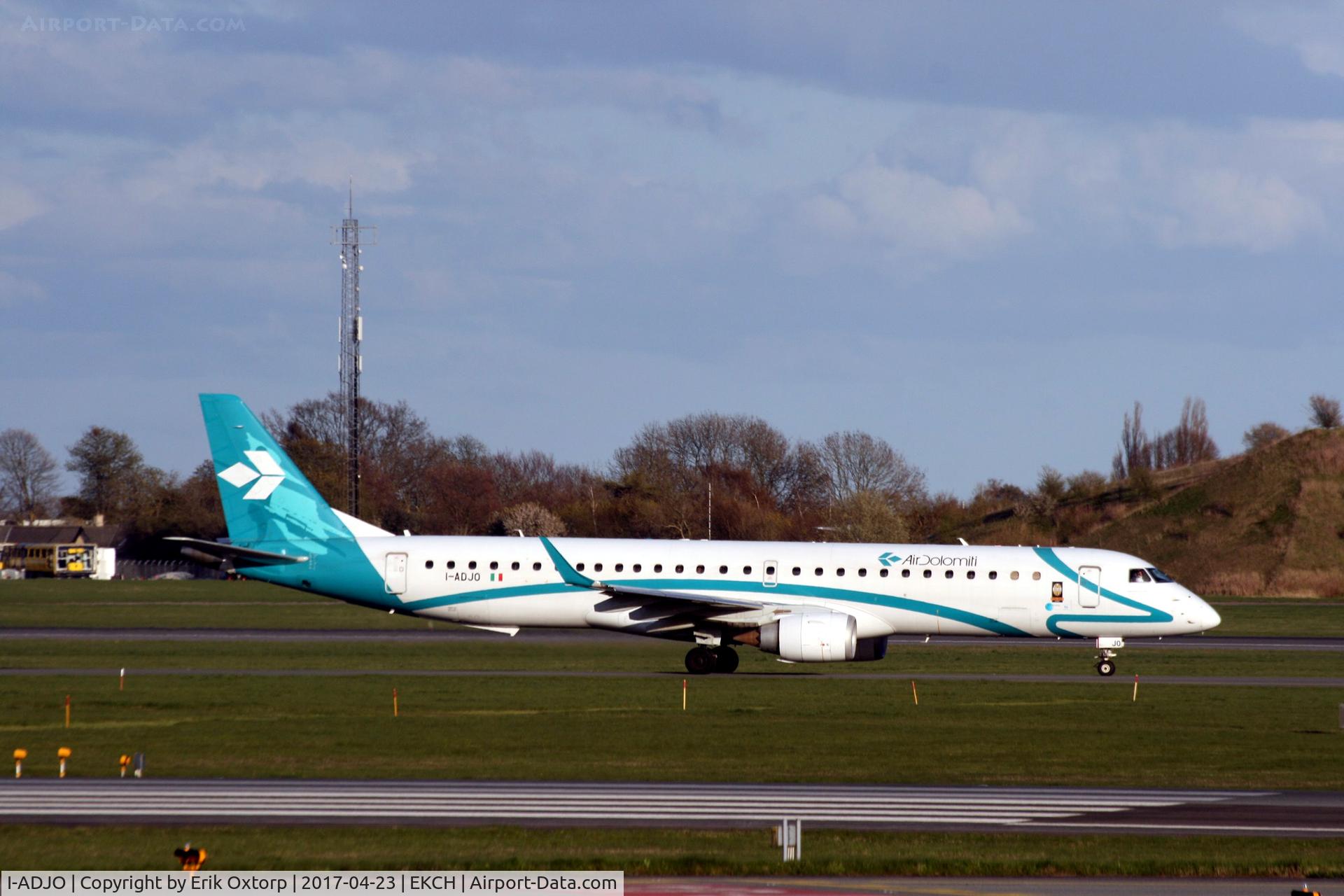 I-ADJO, 2009 Embraer 195LR (ERJ-190-200LR) C/N 19000280, I-ADJO taxing for take off rw 04R