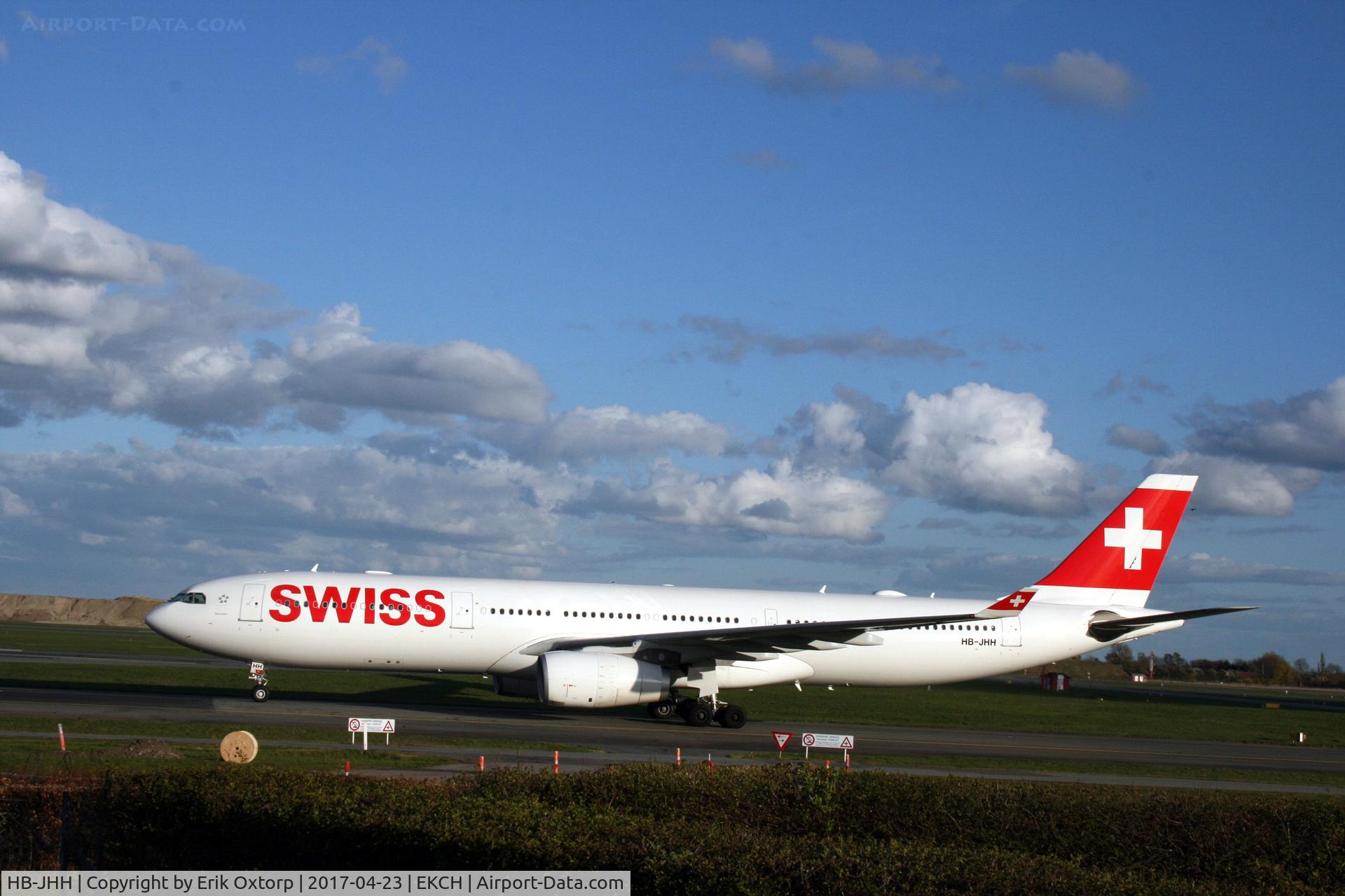 HB-JHH, 2010 Airbus A330-343X C/N 1145, HB-JHH just arrived rw 04L