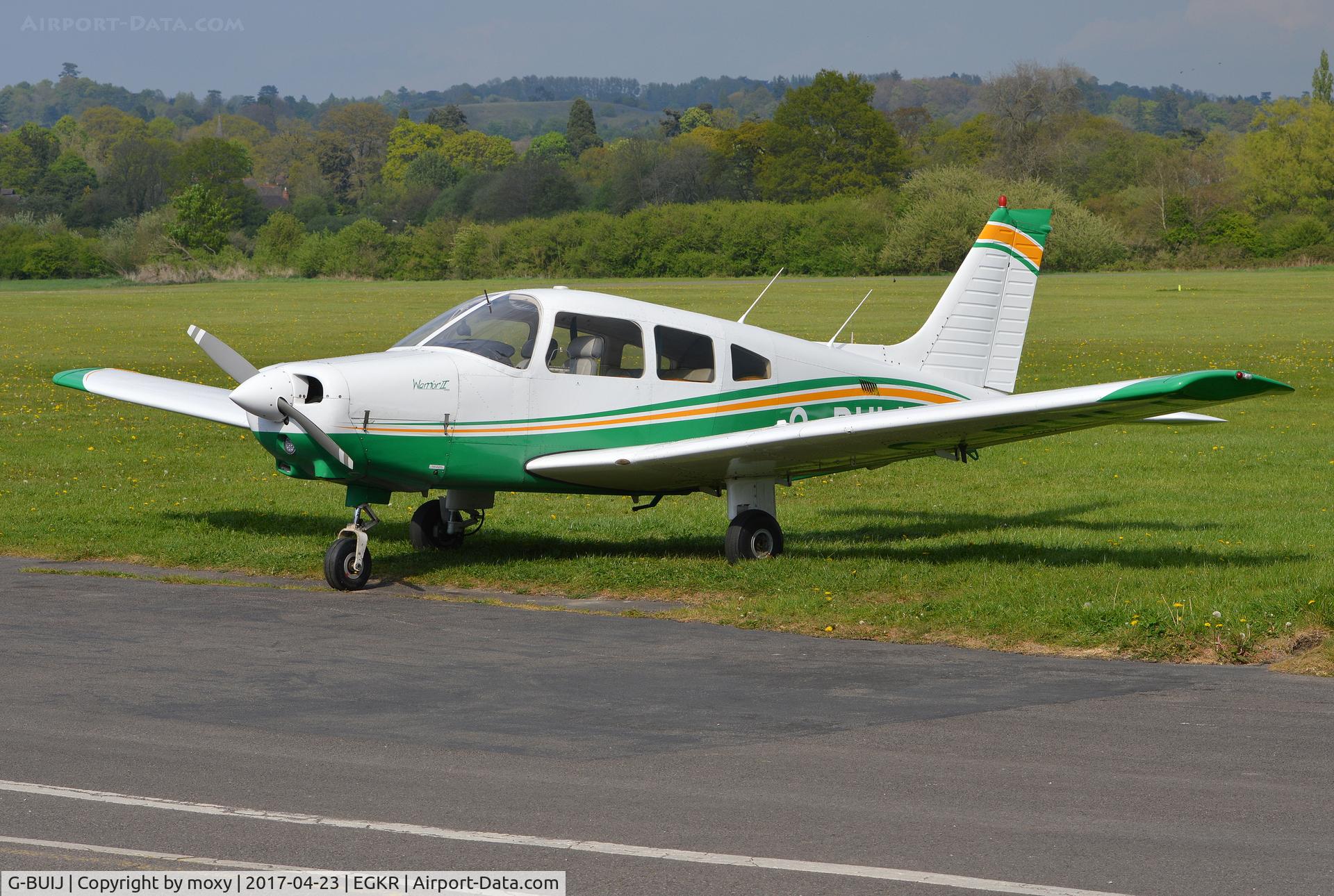 G-BUIJ, 1981 Piper PA-28-161 C/N 28-8116210, Piper PA-28-161 Cherokee Warrior II at Redhill. Ex N83784