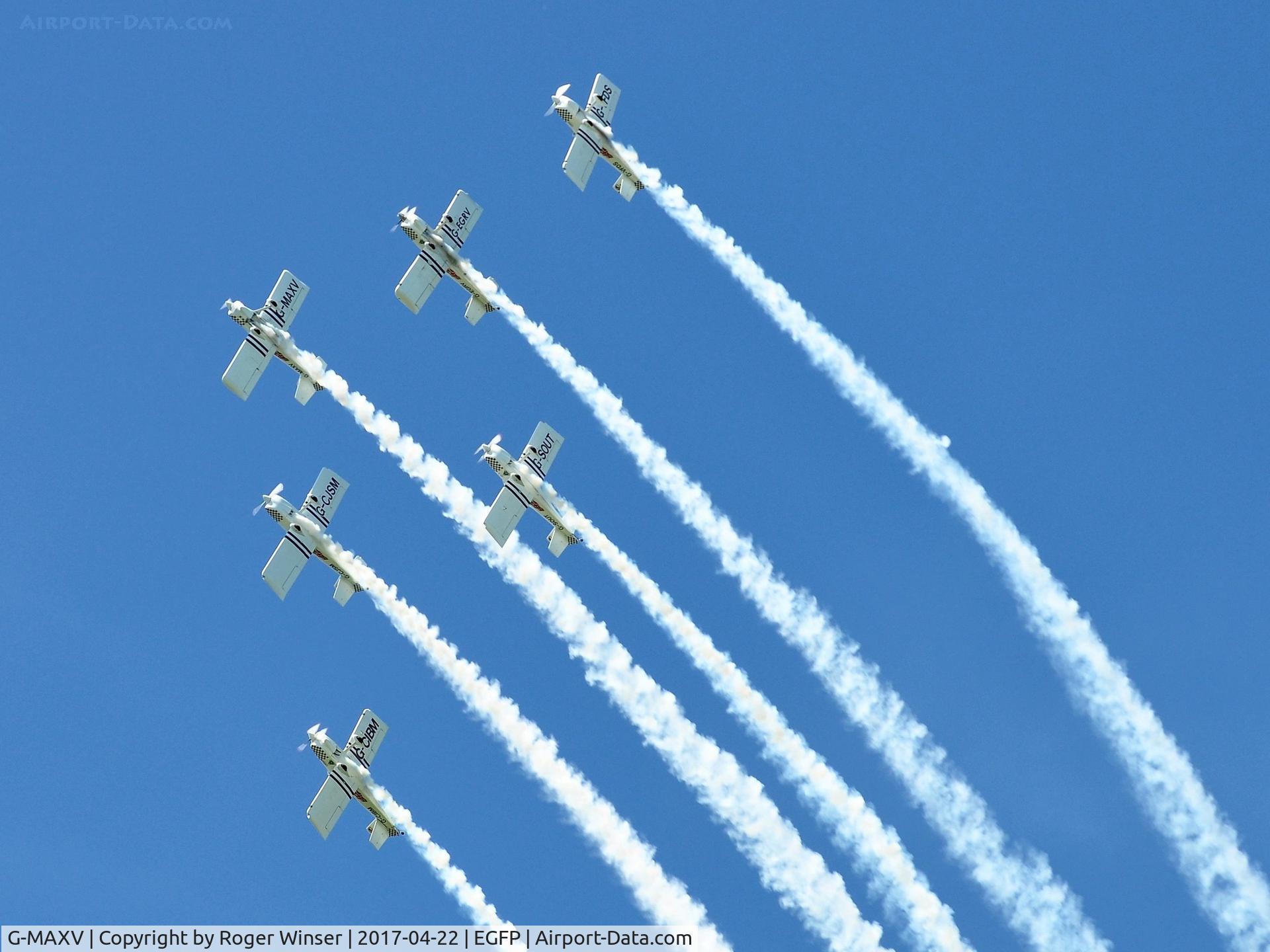 G-MAXV, 2000 Vans RV-4 C/N PFA 181-13266, Raven 1 leading Team Raven in a 6-ship formation loop.