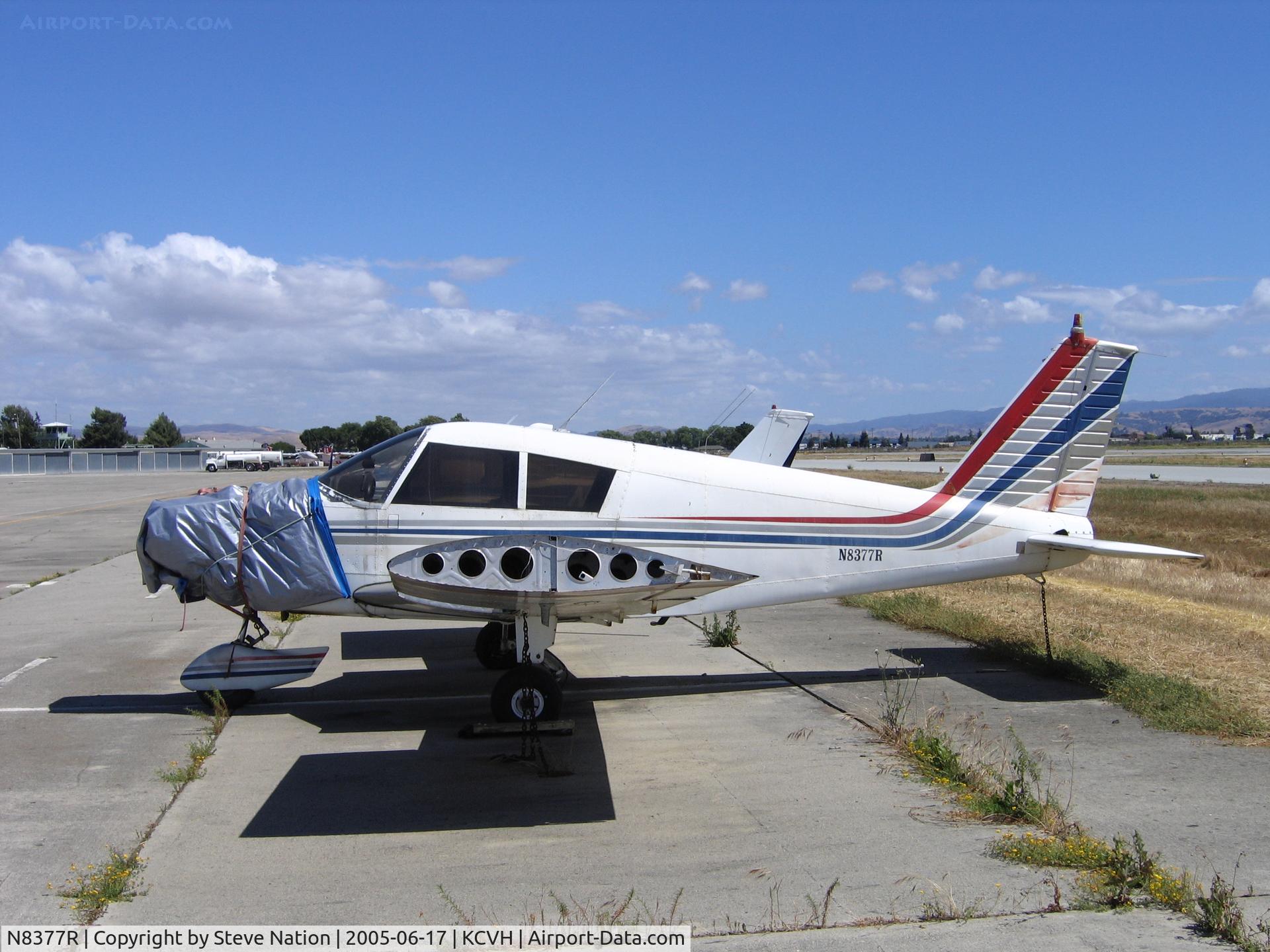 N8377R, 1966 Piper PA-28-140 C/N 28-22254, Semi-derelict 1981 Piper PA-34-220T