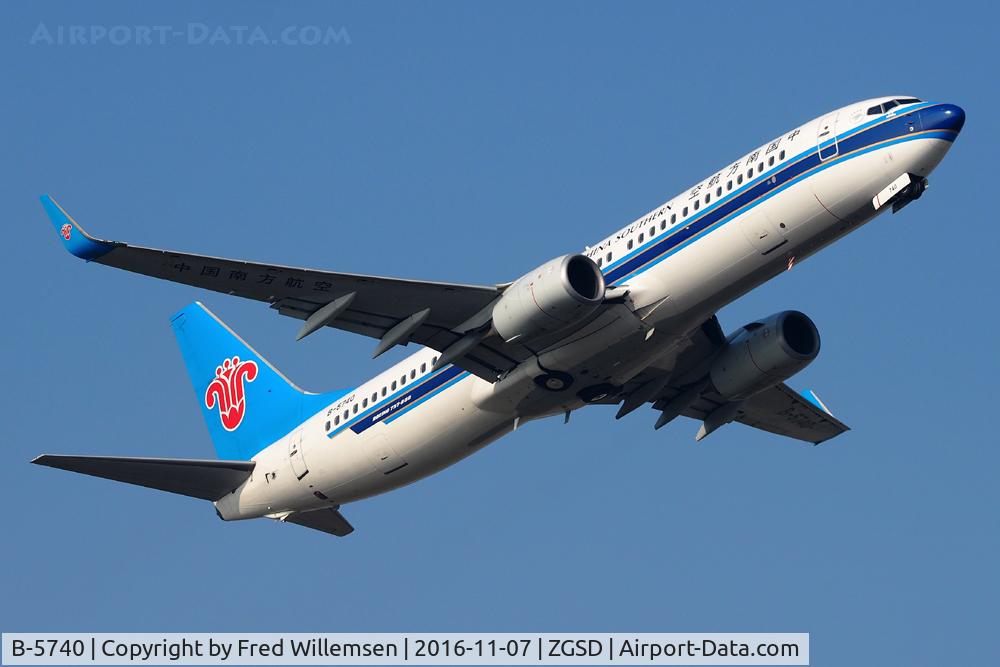 B-5740, 2013 Boeing 737-81B C/N 38944, CHINA SOUTHERN