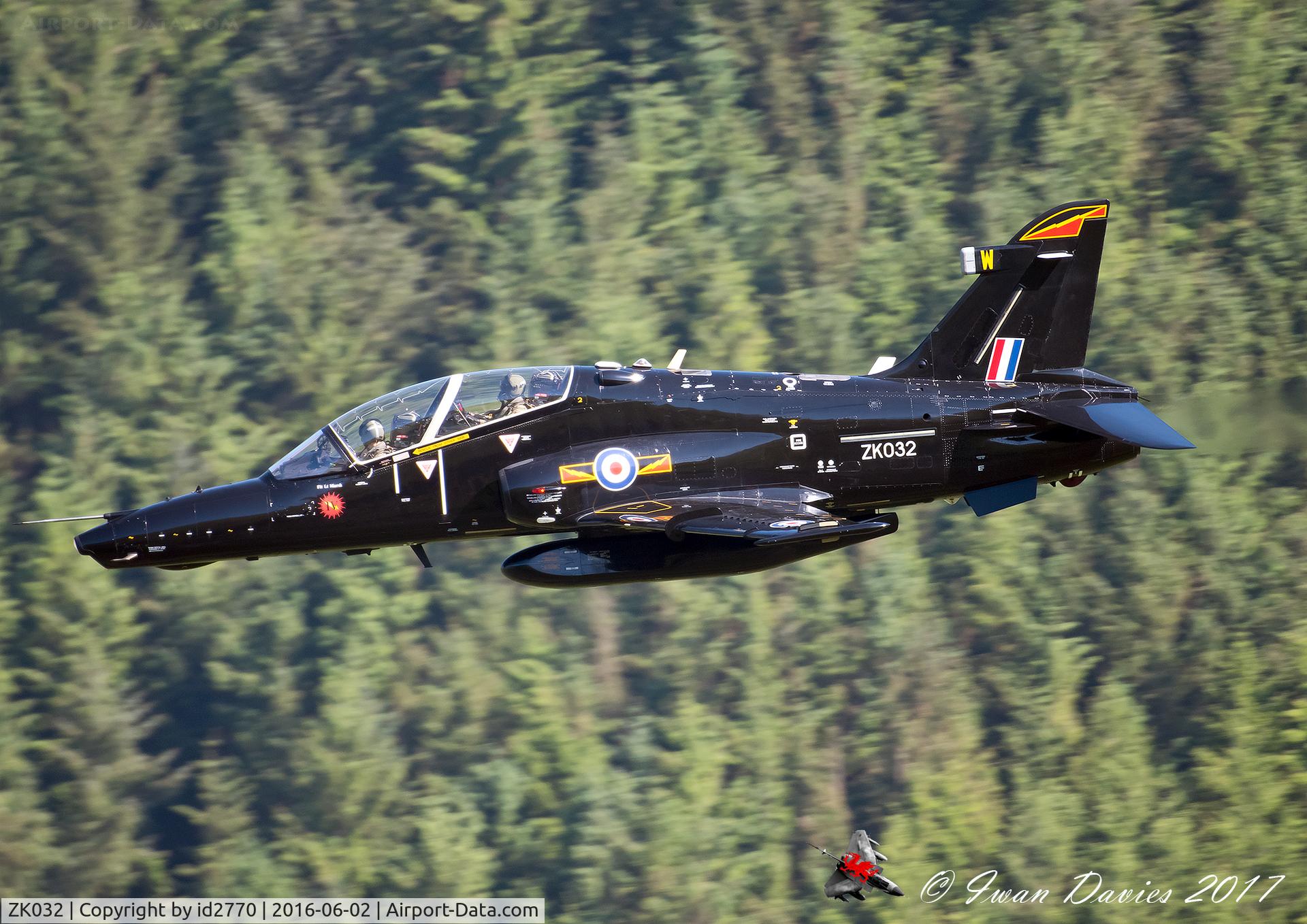 ZK032, 2009 British Aerospace Hawk T2 C/N RT023/1261, Hawk tail code W