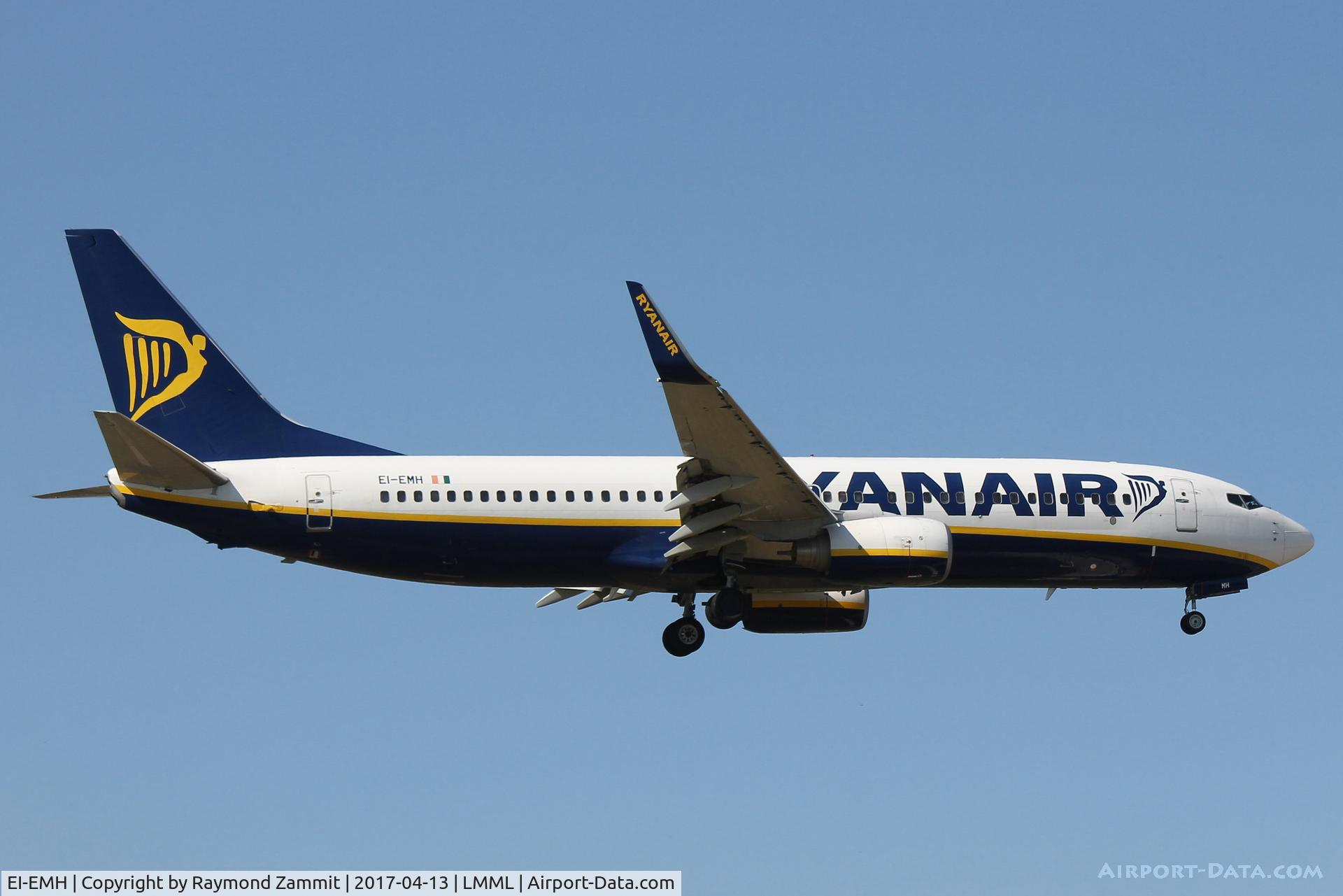 EI-EMH, 2010 Boeing 737-8AS C/N 34974, B737-800 EI-EMH Ryanair