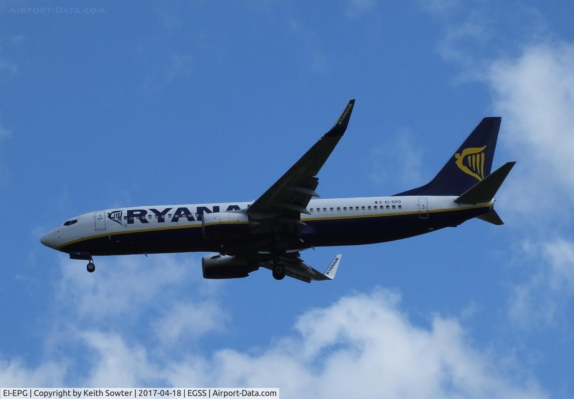 EI-EPG, 2011 Boeing 737-8AS C/N 34985, Short finals to 04