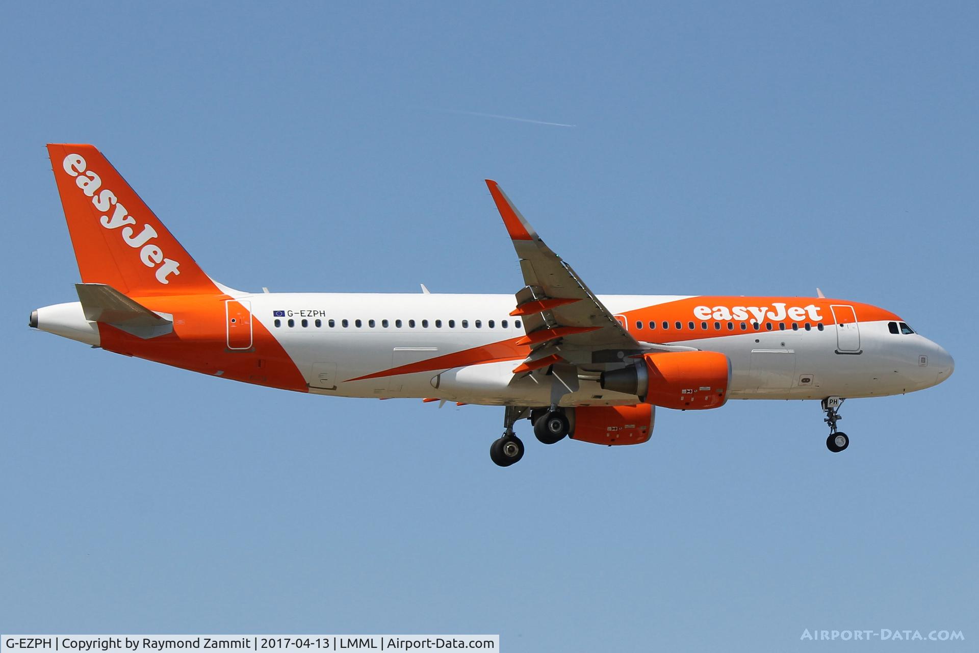 G-EZPH, 2016 Airbus A320-214 C/N 7093, A320 G-EZPH Easyjet