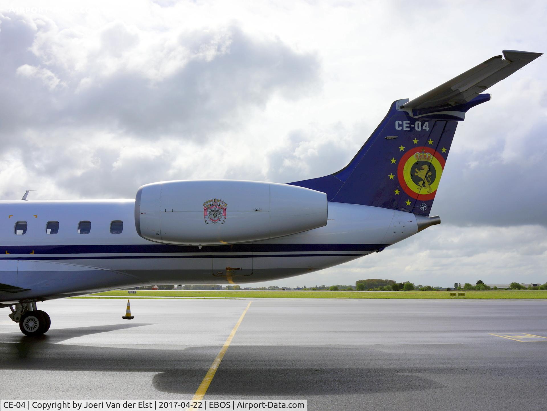 CE-04, 2001 Embraer ERJ-145LR (EMB-145LR) C/N 145548, Luchtvaartdag 2017