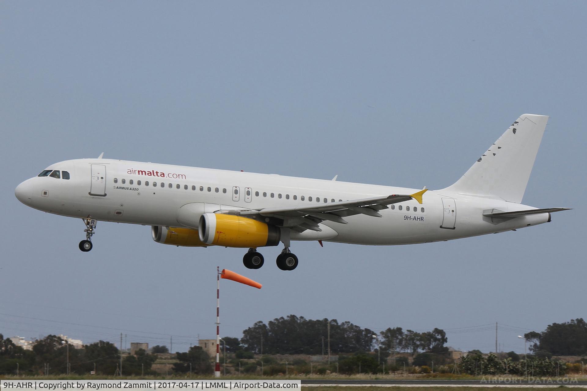 9H-AHR, 2003 Airbus A320-232 C/N 1979, A320 9H-AHR Air Malta