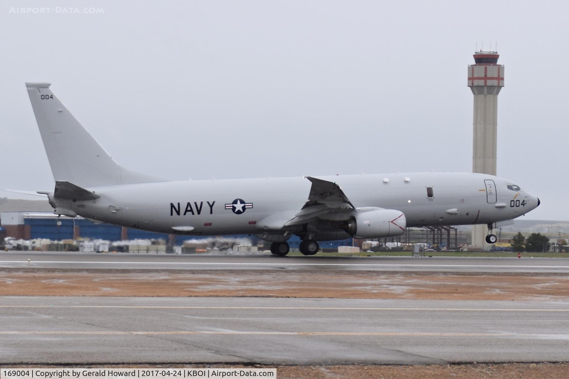 169004, 2016 Boeing P-8A Poseidon (737-8FV) C/N 44945, Doing practice ILS approaches on a rainy day.