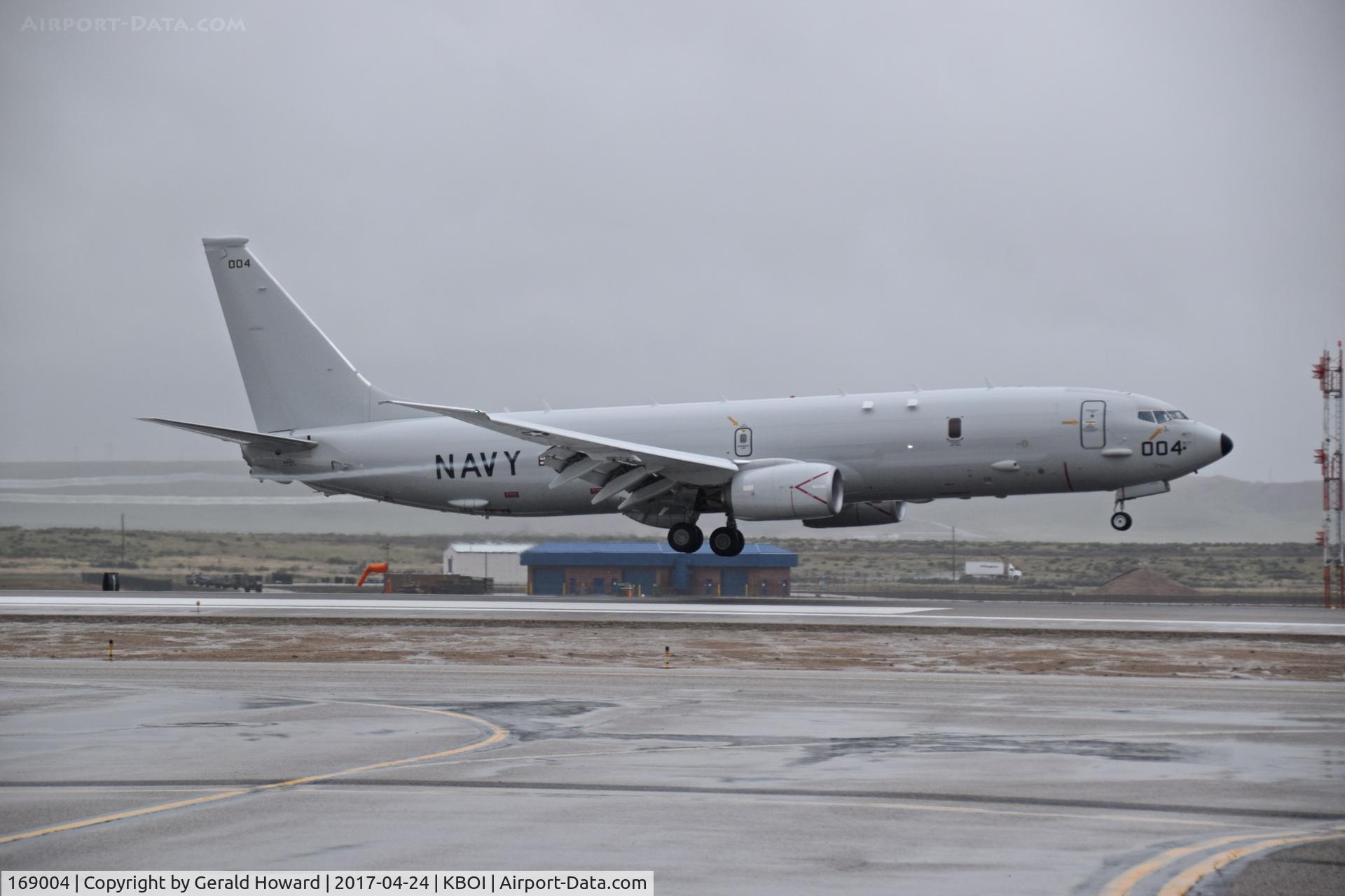 169004, 2016 Boeing P-8A Poseidon (737-8FV) C/N 44945, Doing practice ILS approaches on a rainy day.