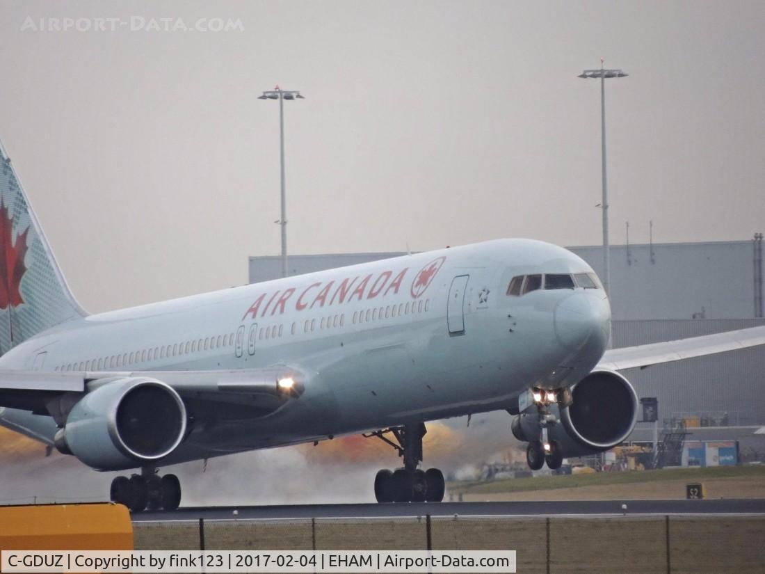 C-GDUZ, 1991 Boeing 767-38E C/N 25347, air canada taking of