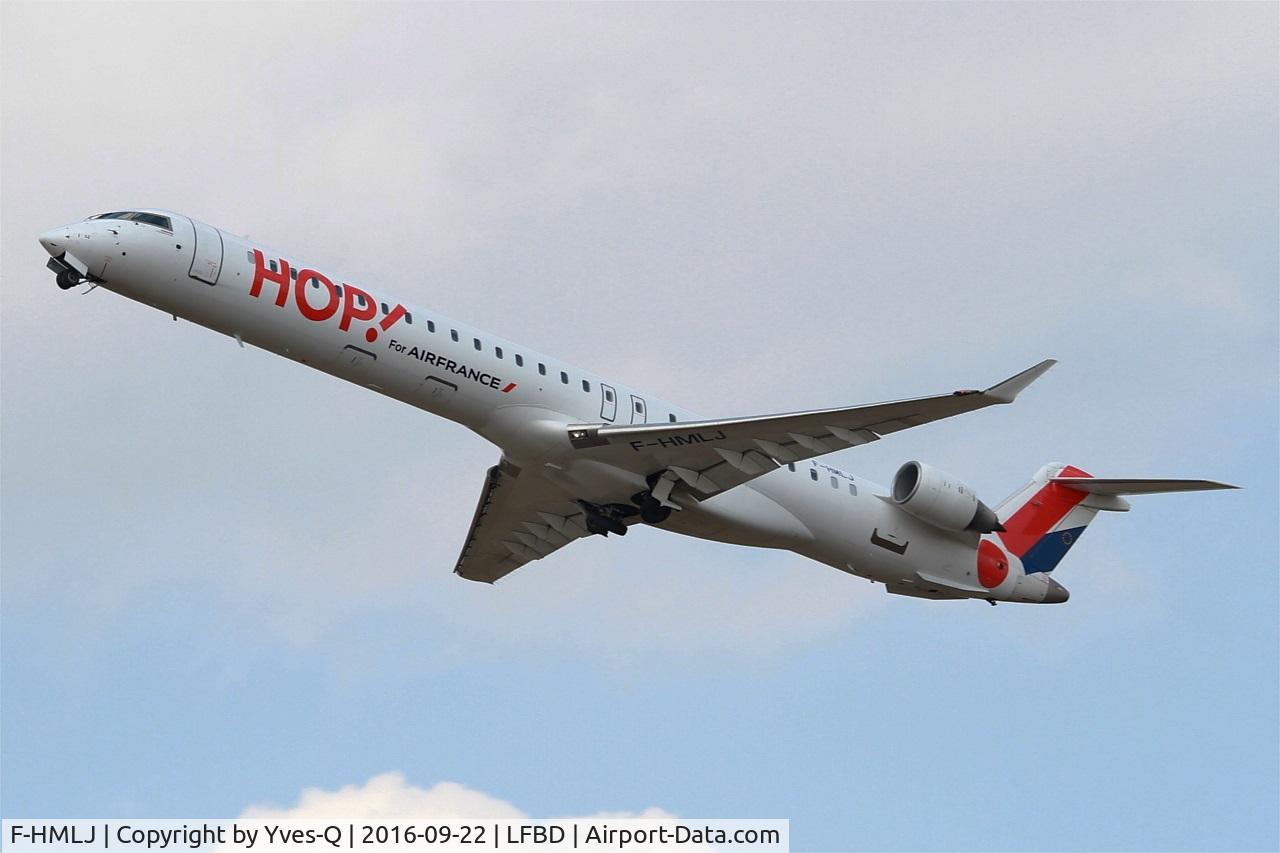 F-HMLJ, 2011 Bombardier CRJ-1000EL NG (CL-600-2E25) C/N 19015, Bombardier CRJ-1000EL NG, Take off rwy 23, Bordeaux Mérignac airport (LFBD-BOD)