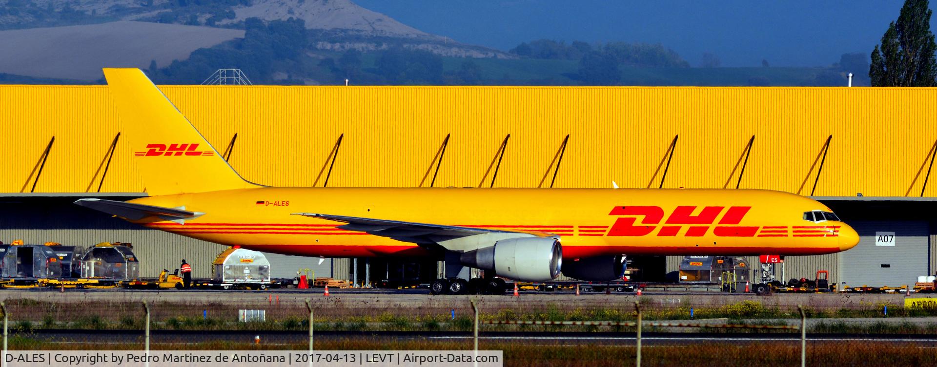 D-ALES, 1998 Boeing 757-2Q8 C/N 29442, Foronda - Vitoria-Gasteiz - España