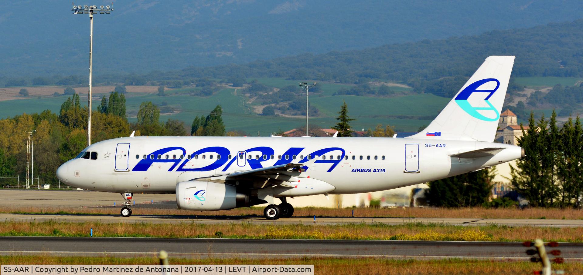 S5-AAR, 2010 Airbus A319-132 C/N 4301, Foronda - Vitoria-Gasteiz - España