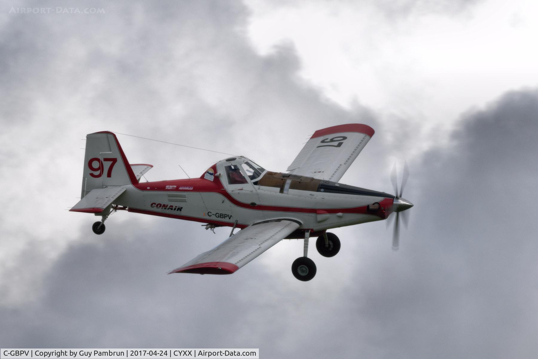 C-GBPV, 2009 Air Tractor AT-802A C/N 802A-0354, Landing