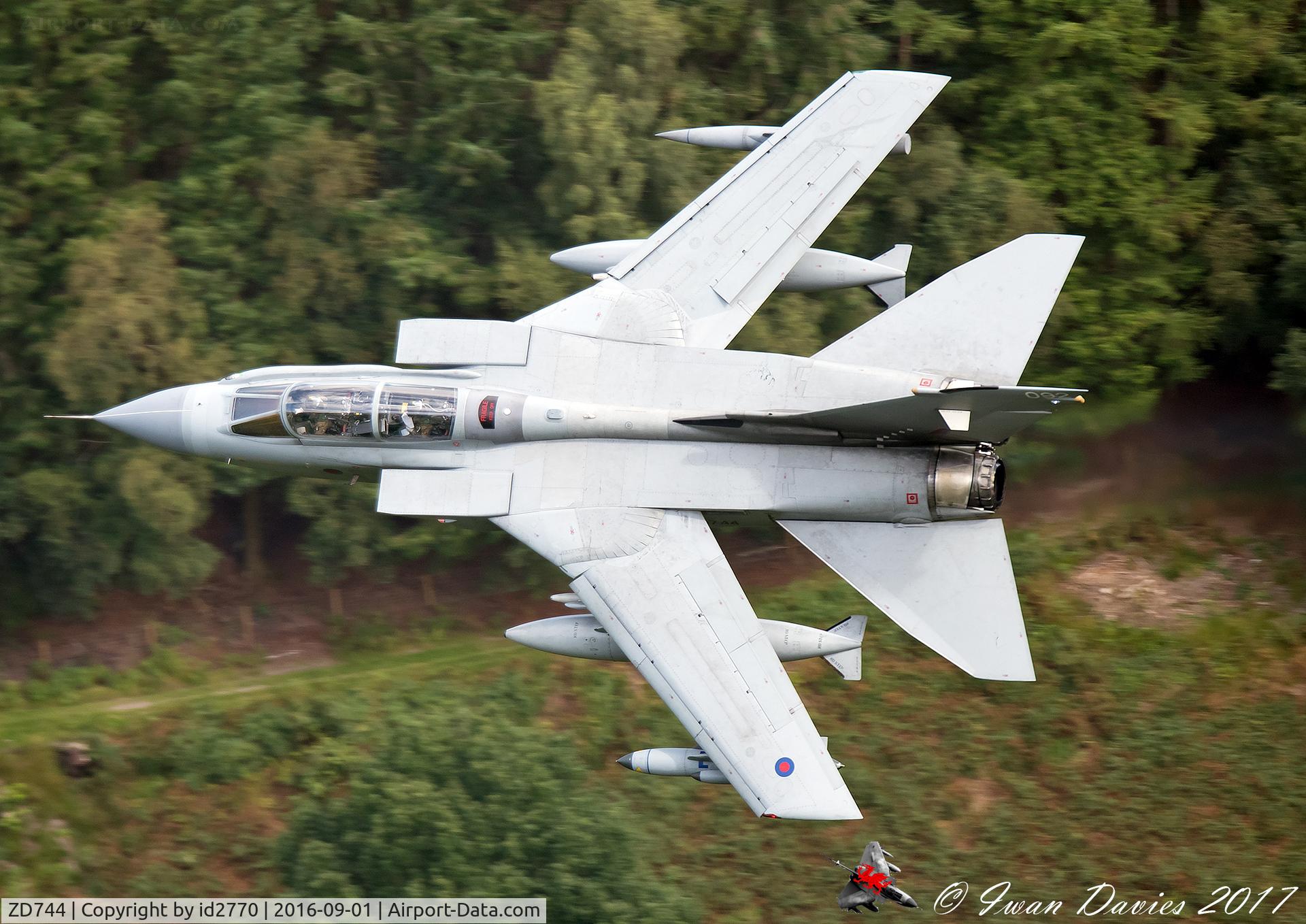 ZD744, 1984 Panavia Tornado GR.4 C/N 371/BS125/3171, ZD744 Marham
