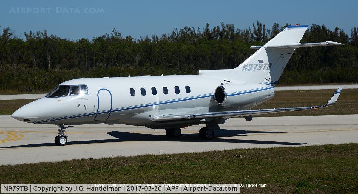 N979TB, 2008 Hawker Beechcraft Hawker 900XP C/N HA-0075, Taxiing to active runway.