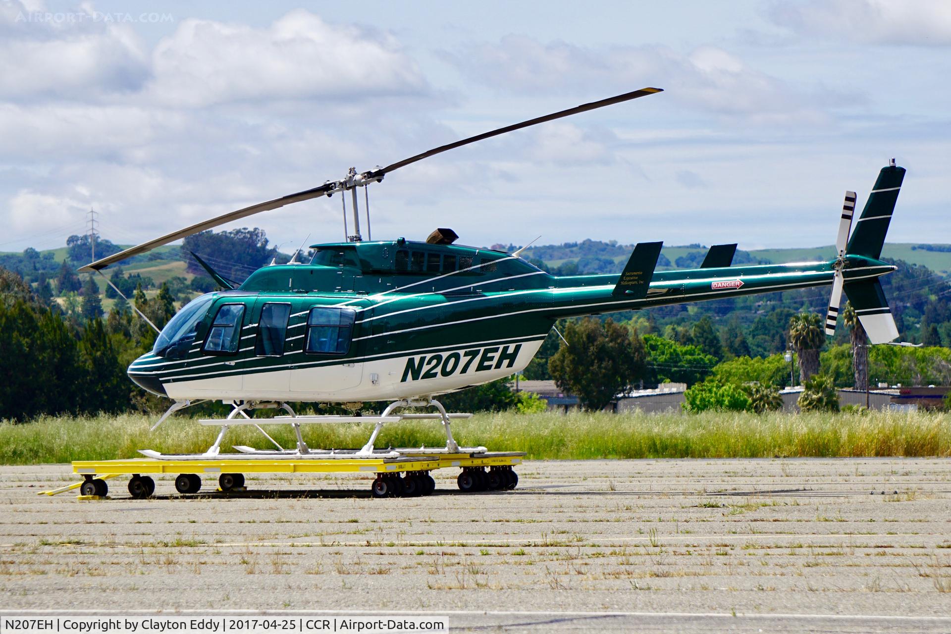 N207EH, 1992 Bell 206L-3 LongRanger III C/N 51554, Buchanan Airport Concord California 2017