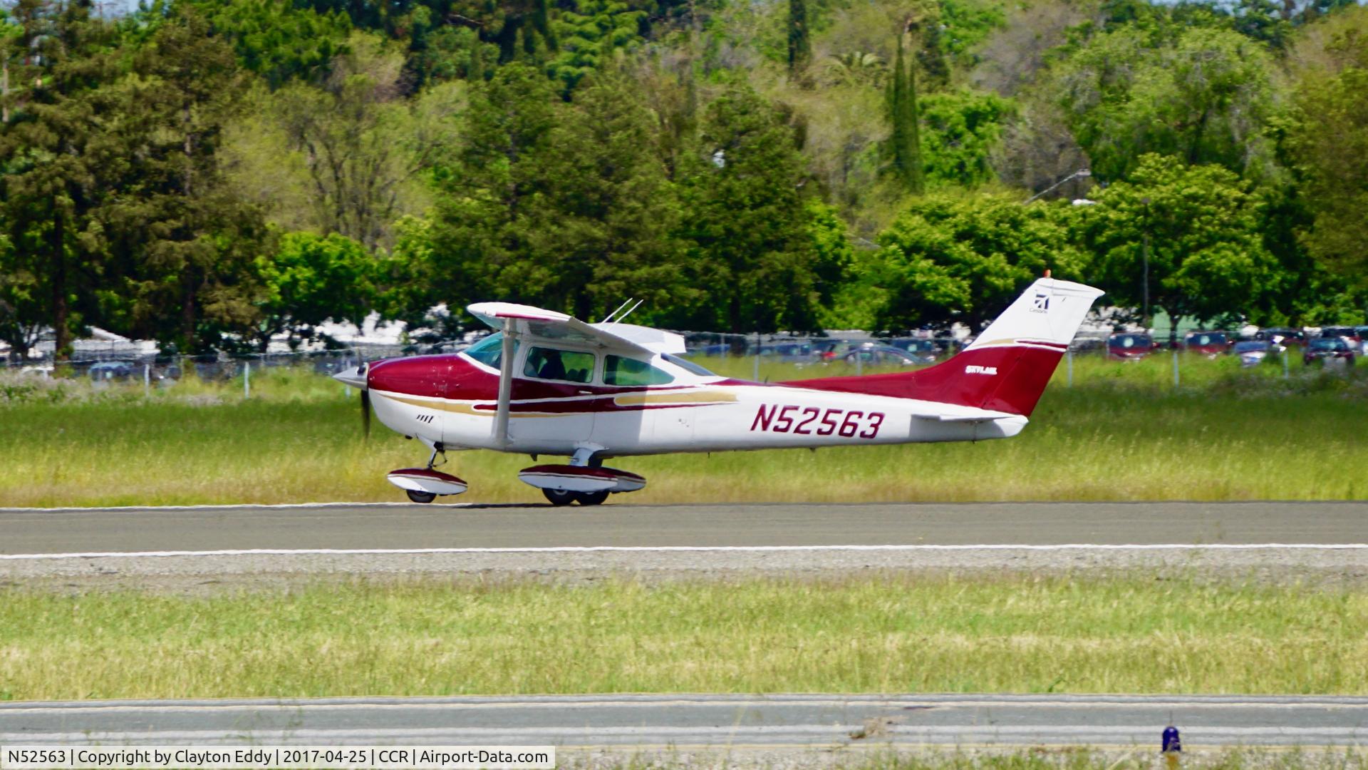 N52563, 1973 Cessna 182P Skylane C/N 18262677, Buchanan Field Airport Concord California 2017.