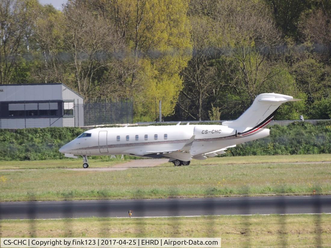 CS-CHC, 2015 Bombardier Challenger 350 (BD-100-1A10) C/N 20572, ready for eparture