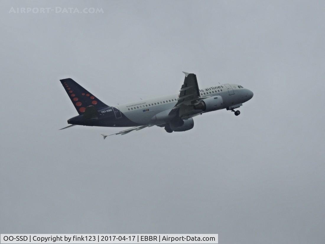 OO-SSD, 1999 Airbus A319-112 C/N 1102, brussel airlines taking the sky