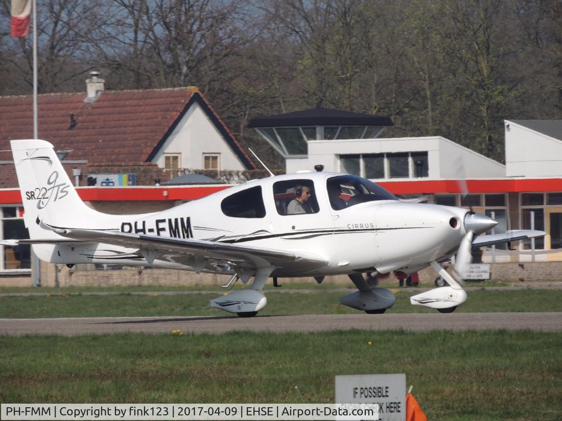 PH-FMM, 2006 Cirrus SR22 GTS C/N 1832, cirrus departing runway 07