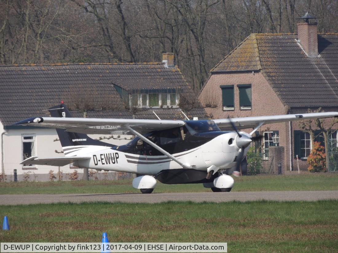 D-EWUP, 2005 Cessna T206H Turbo Stationair Turbo Stationair C/N T20608576, cessna206 ready for takeoff