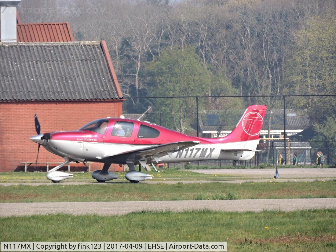 N117MX, 2011 Cirrus SR22T C/N 0177, cirrus taxing to the runway