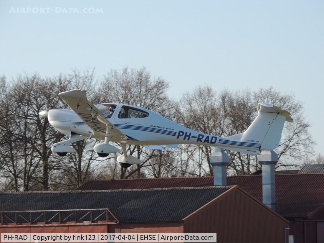 PH-RAD, 2005 Diamond DA-40D Diamond Star C/N D4.161, turning back to rotterdam