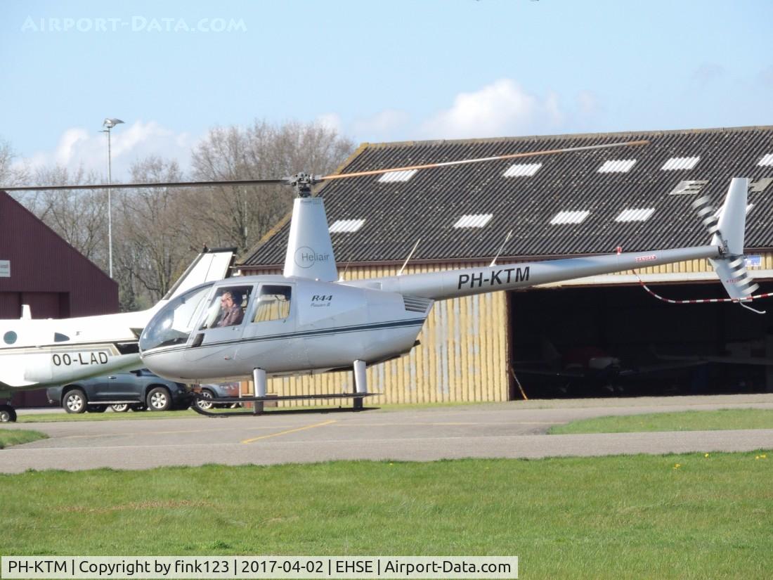 PH-KTM, 2006 Robinson R44  Raven II C/N 11078, helicopter departing