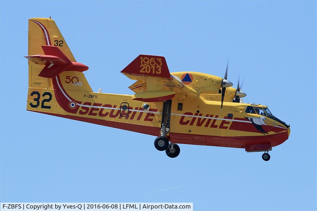 F-ZBFS, Canadair CL-215-6B11 CL-415 C/N 2001, Canadair CL-415, Short approach Rwy 31R, Marseille-Provence Airport (LFML-MRS)