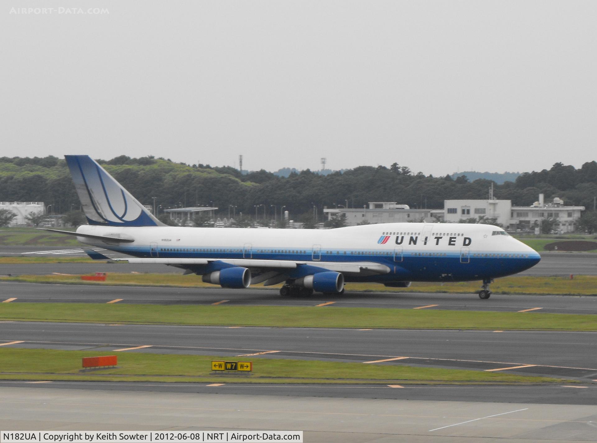 N182UA, 1991 Boeing 747-422 C/N 25279, Taxying for departure